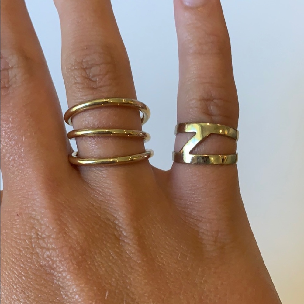 19 Gold Colored Rings - Picture 5 of 9